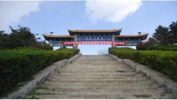 平凉市崆峒区龙隐寺公墓