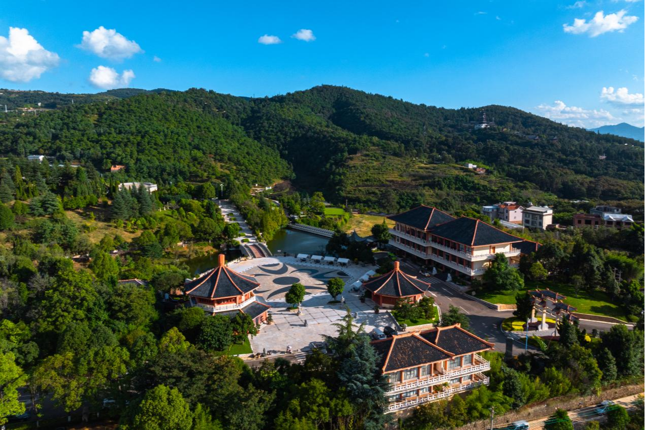 晋龙如意园公墓园区图片