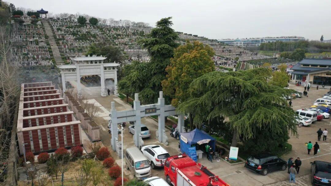 南京白龙山思亲陵永久华侨公墓园区图片