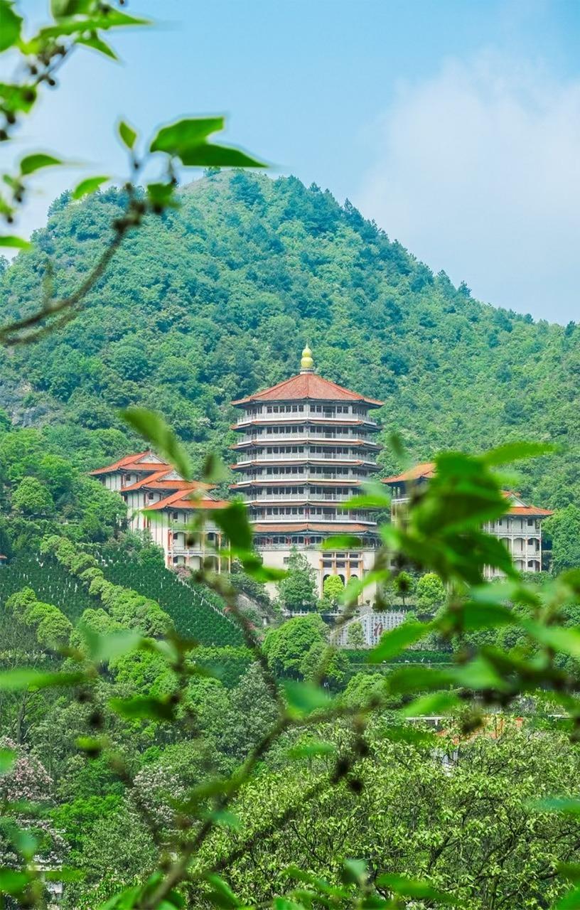 贵州花溪福泽陵园有限公司园区图片