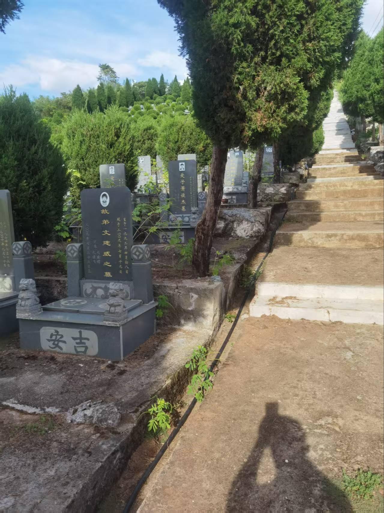 隆回县天堂公墓园区图片