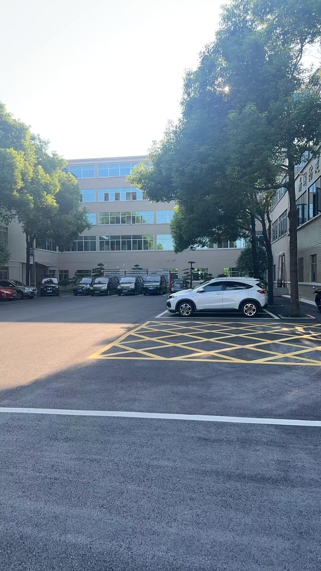 万金陵园园区图片