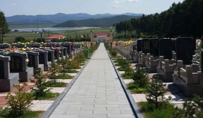 桦南县双龙山陵园有限责任公司园区图片