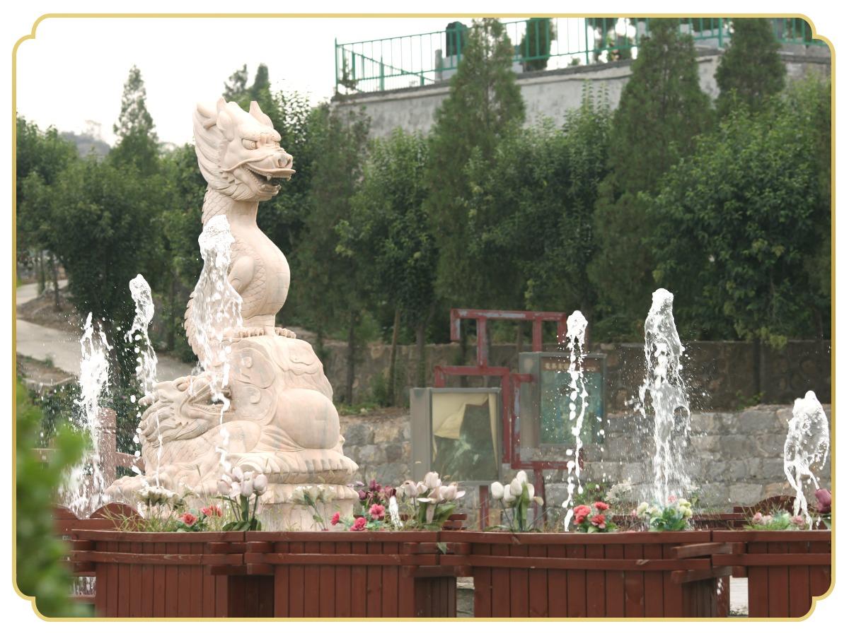 卫辉市西山生态园林陵园龙居山陵园有限公司园区图片