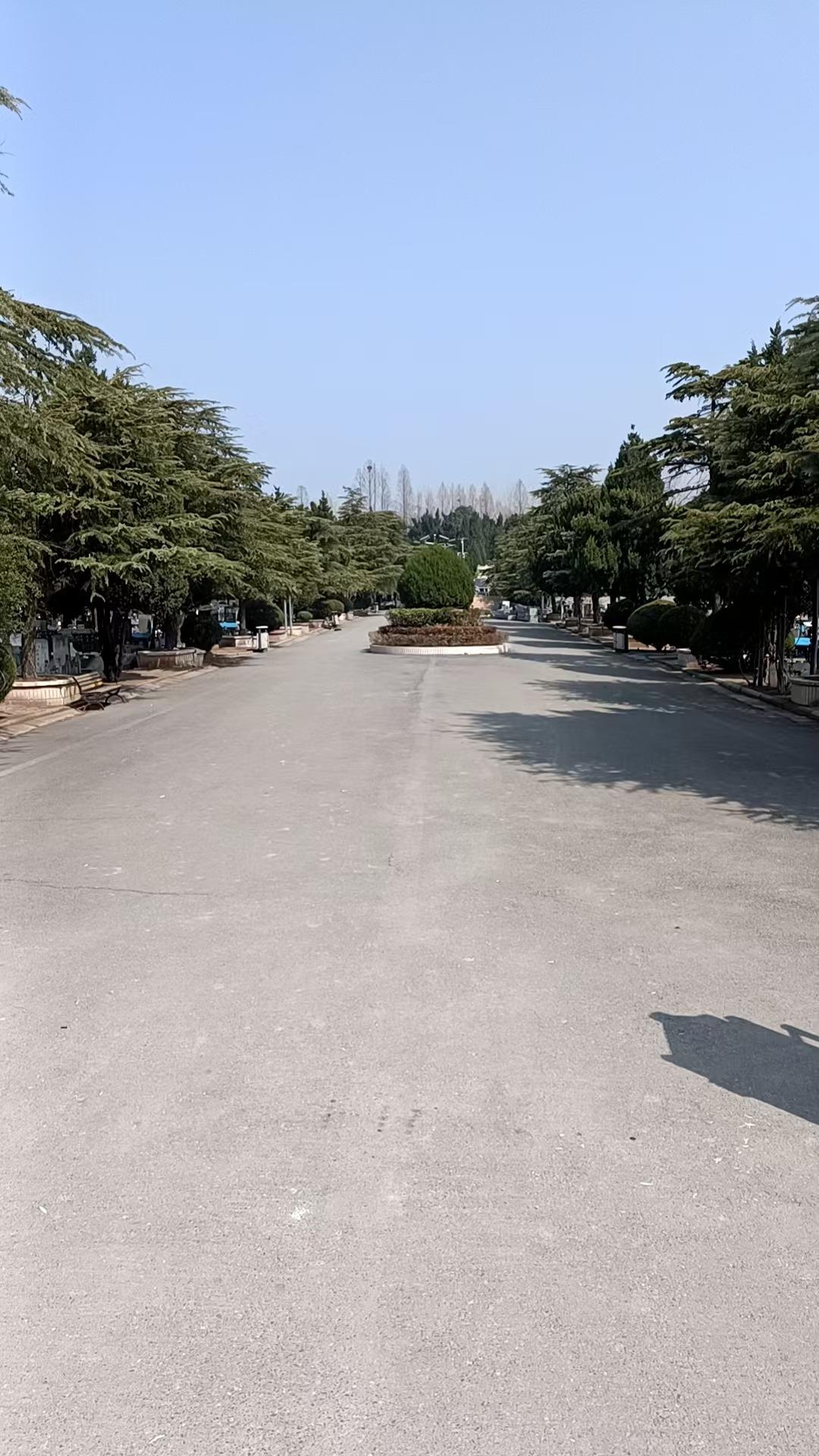 阜阳市颍州公墓有限责任公司园区图片