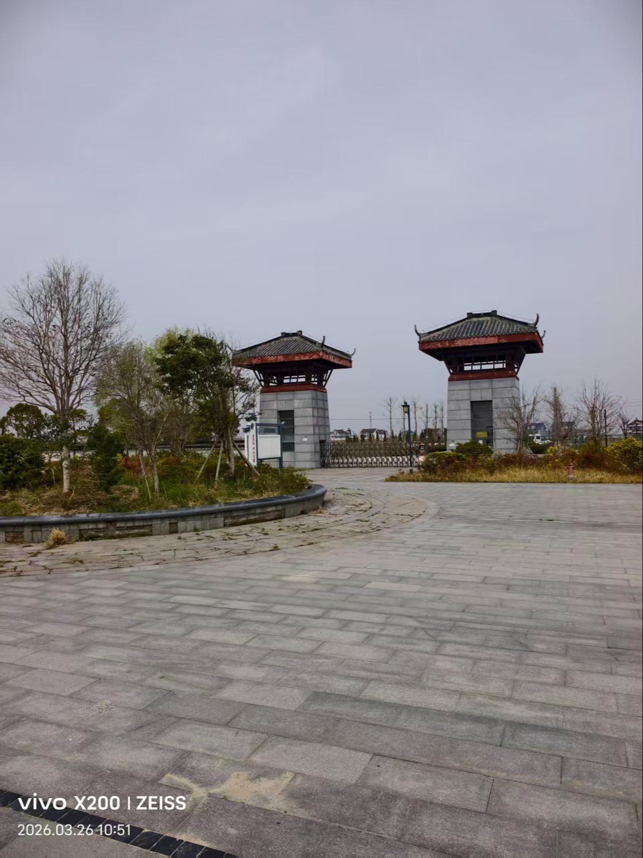 金凤村中心公墓园区图片
