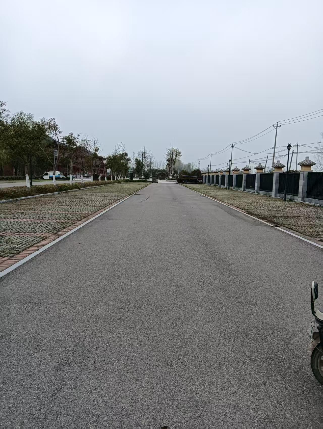 谯城区十河镇公益性公墓园区图片