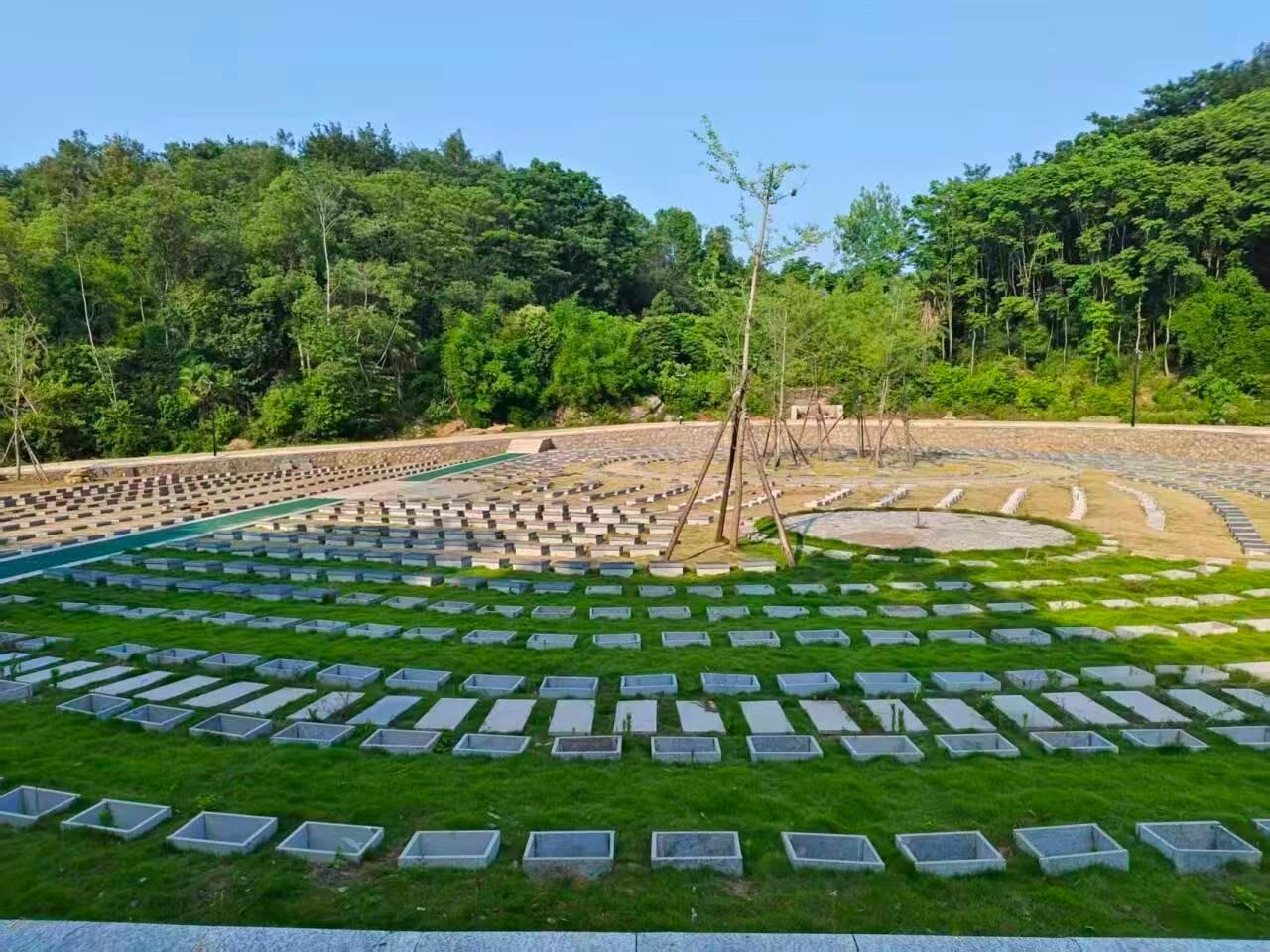 宜都市枝城镇福鞍山生命纪念园
