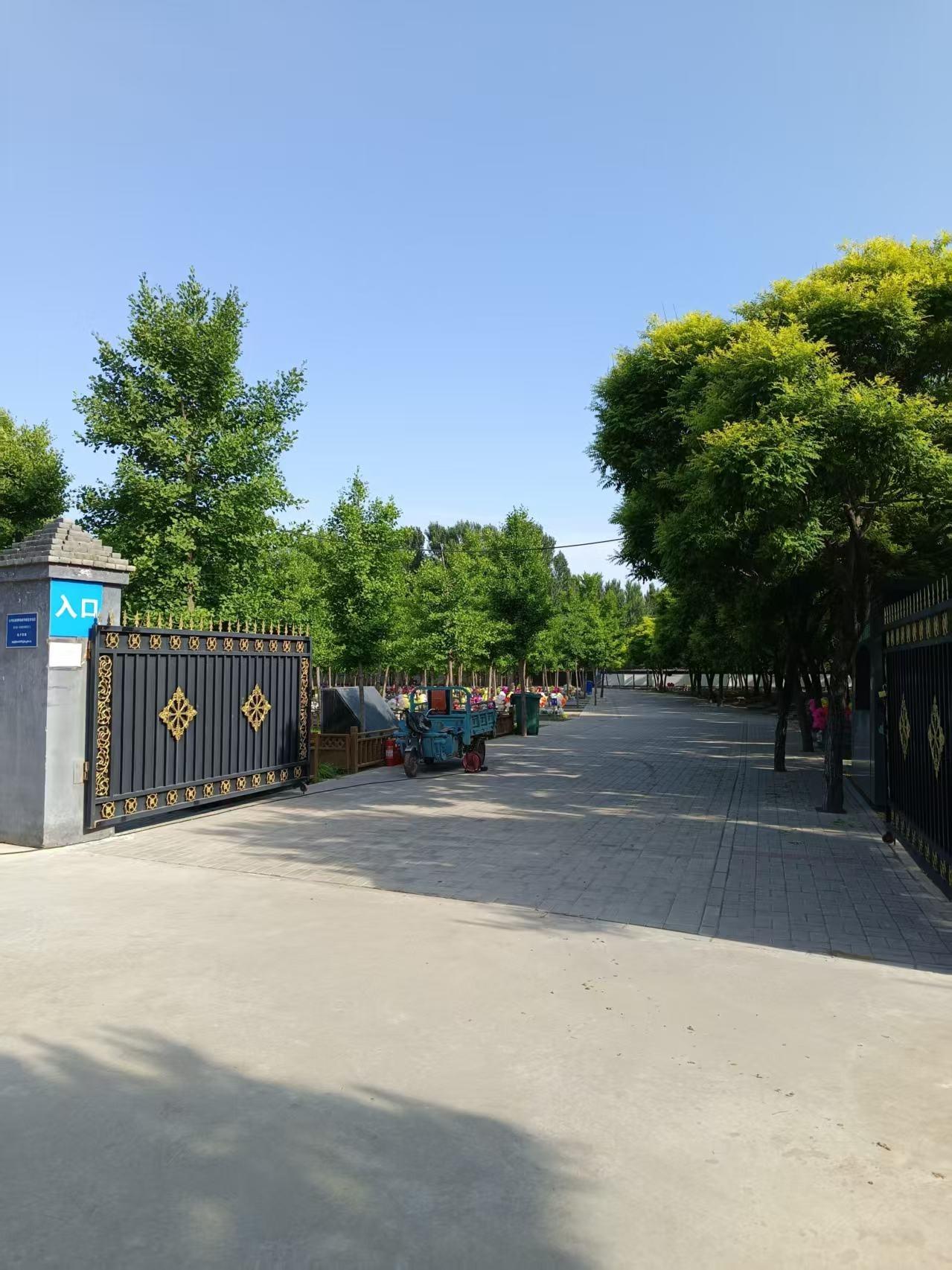 庞各庄镇梨花村公墓