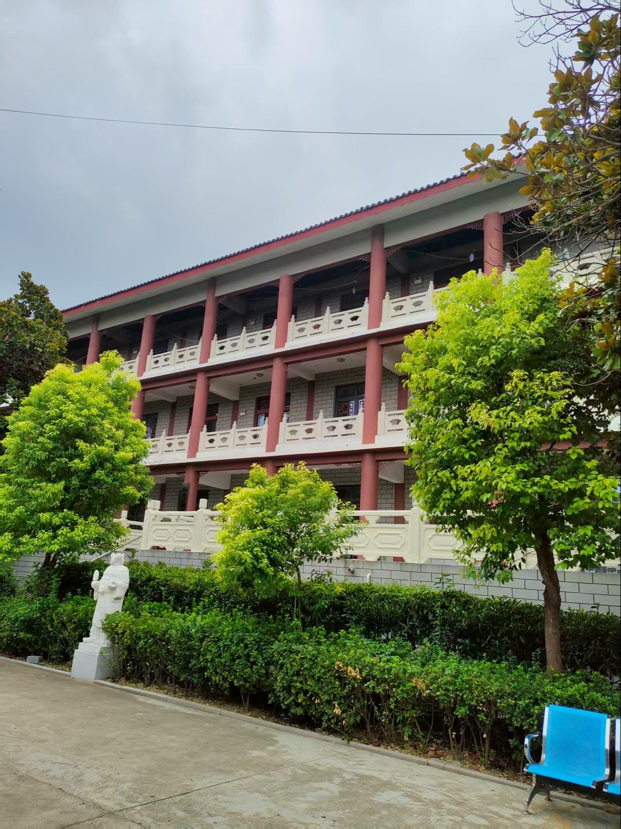 临泉县城市公益性骨灰堂园区图片