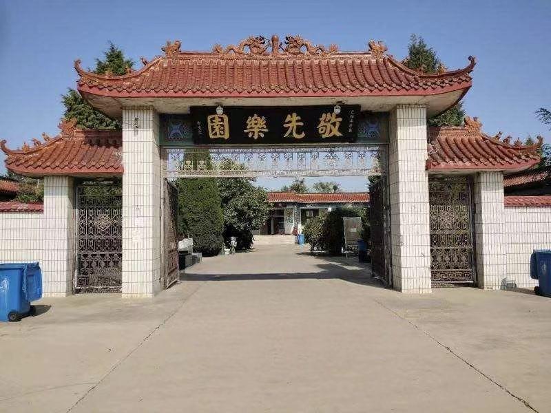 小站镇传字营村骨灰堂园区图片
