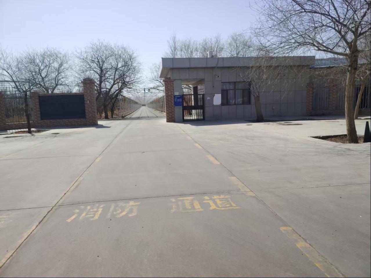 哈密市伊州区原殡仪馆公墓区园区图片