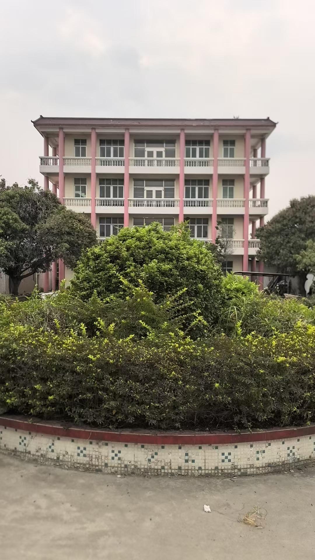 汕头市潮阳区贵屿镇骨灰楼园区图片