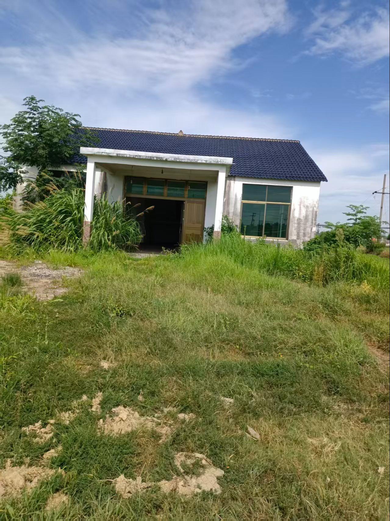 鄱阳县昌洲乡凤嘴村安息堂园区图片