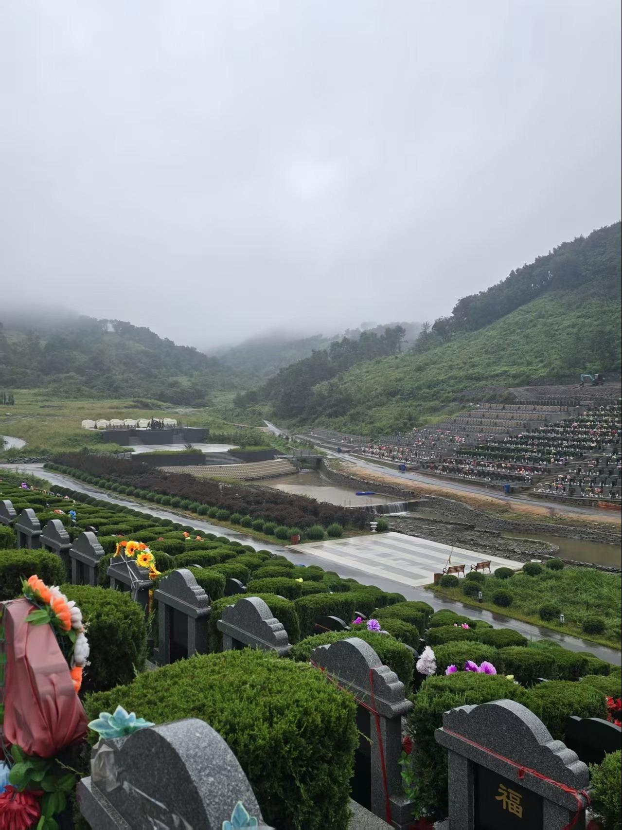 本溪市玉灵山公益性公墓园区图片
