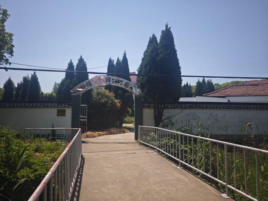 平湖市独山港镇全塘骨灰寄存堂