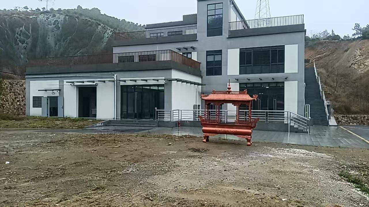 递铺街道康山村骨灰堂