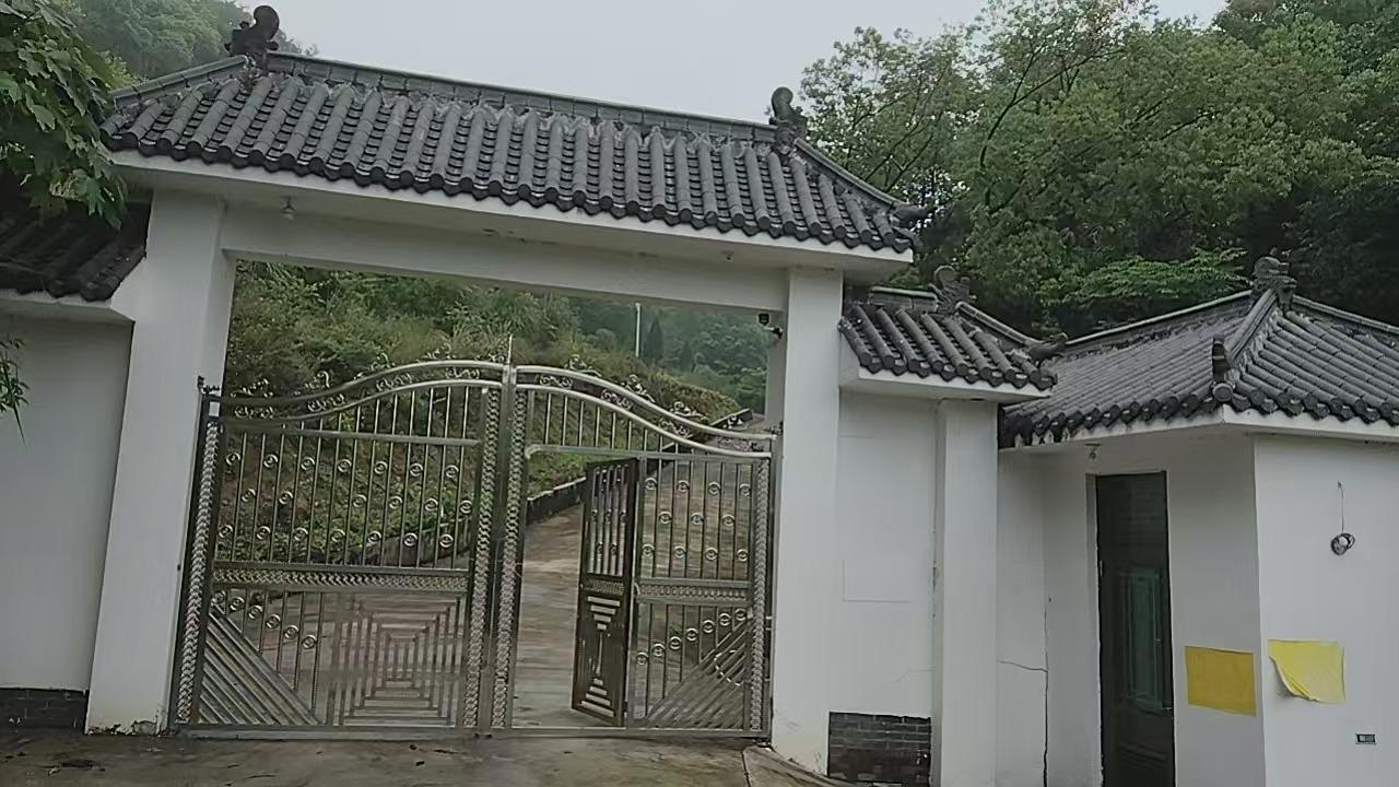 平阳县水头镇章岙村生态节地葬区