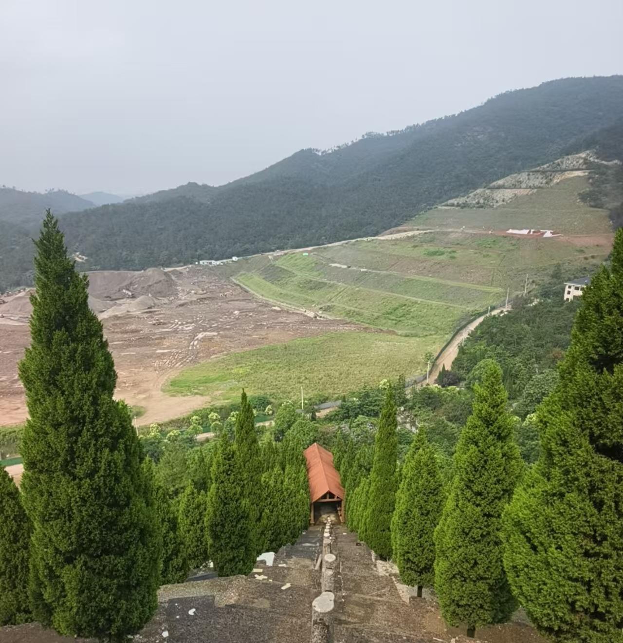 义乌市城西街道公墓园区图片
