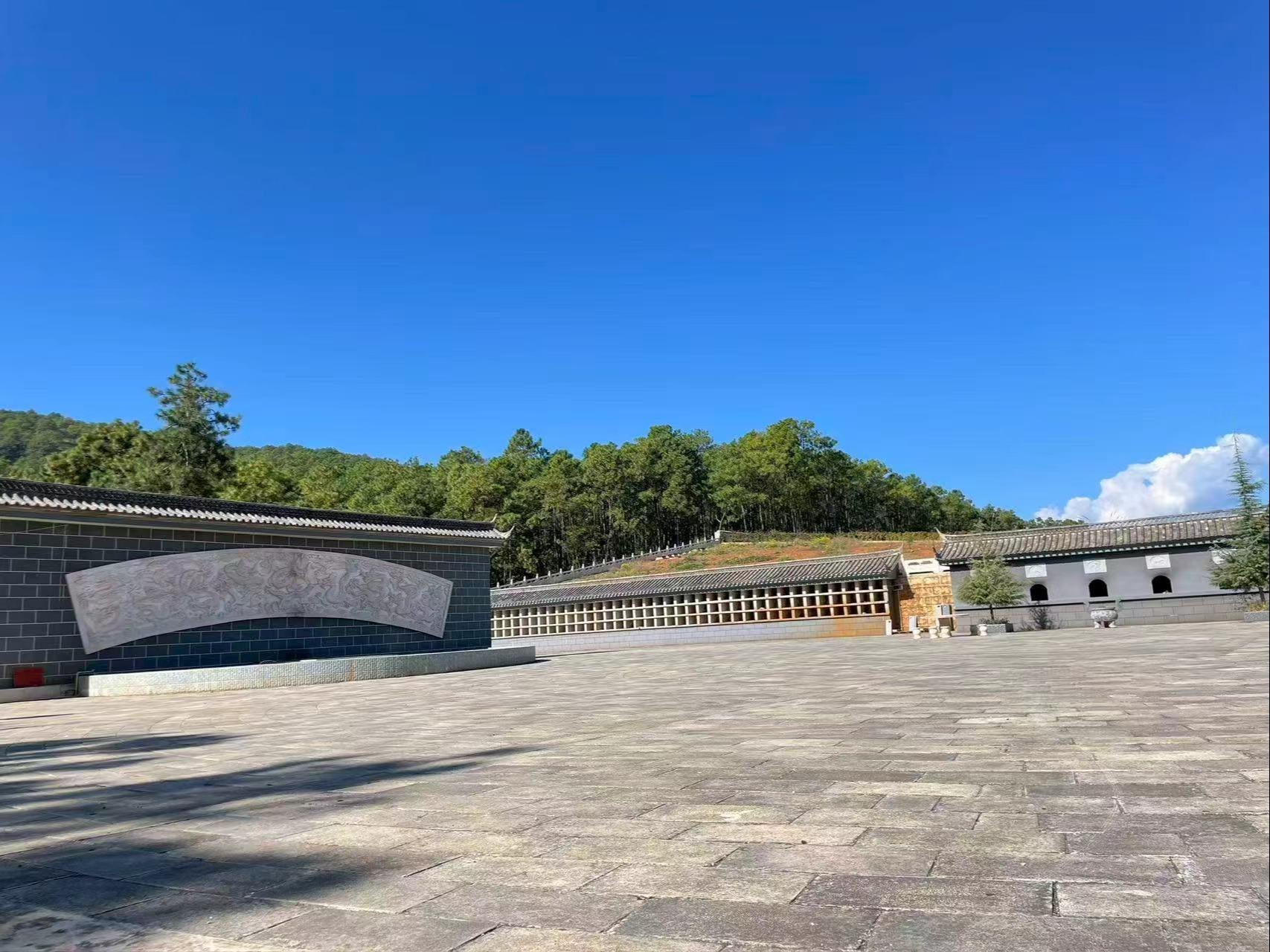 永胜仙山艺术陵园园区图片