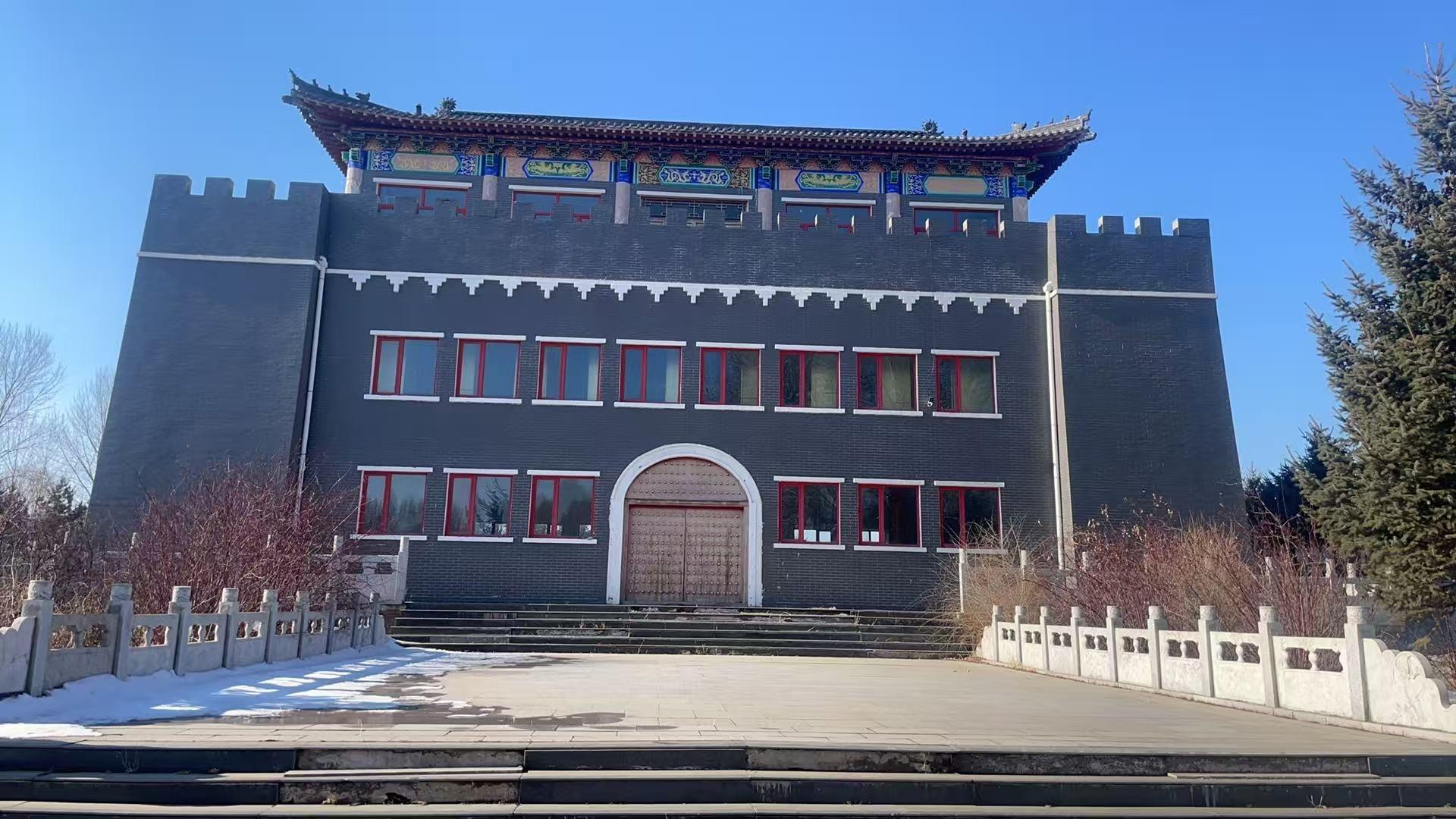 富裕县西山静园墓园有限公司园区图片