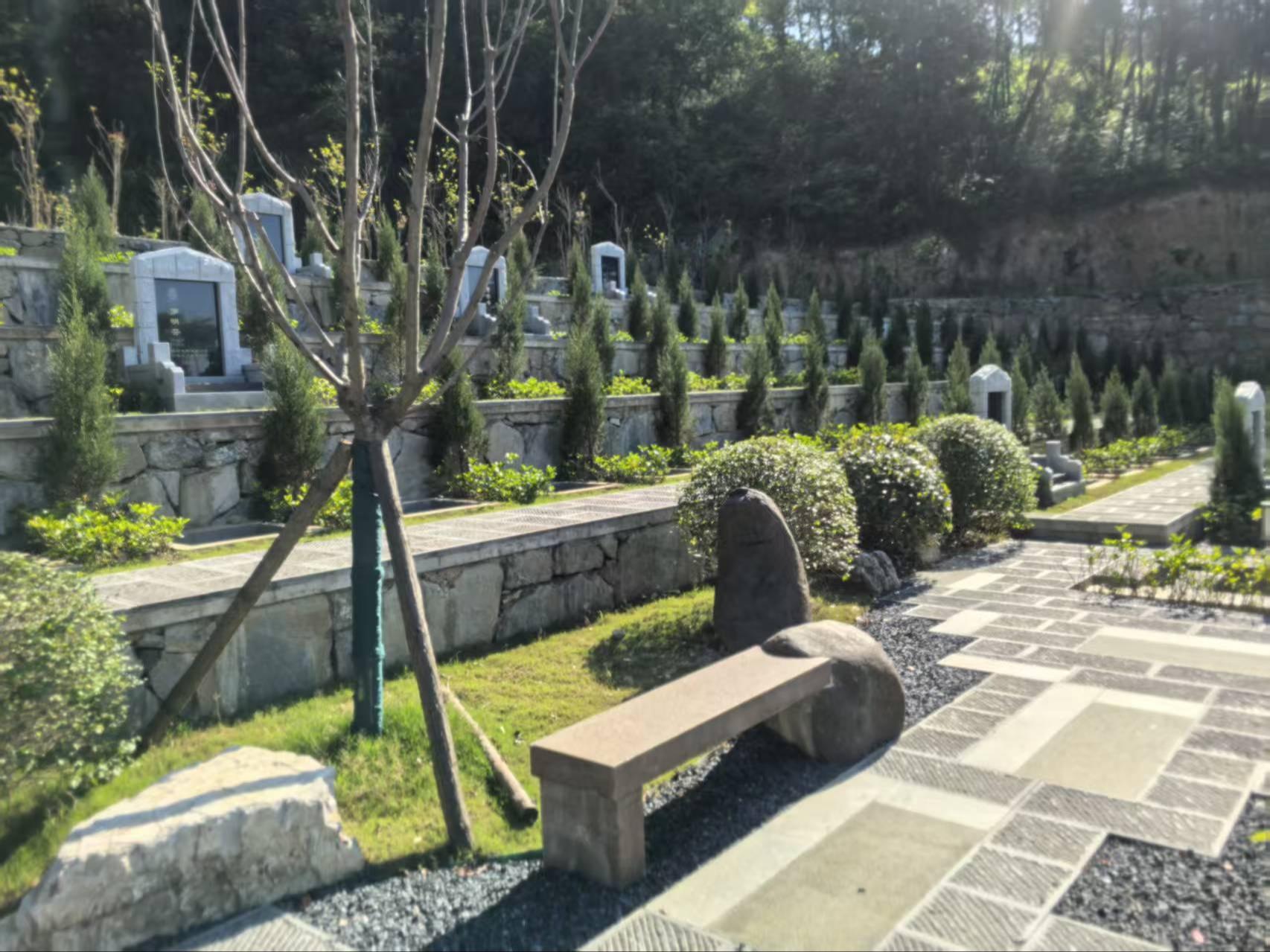 故丘公墓园区图片
