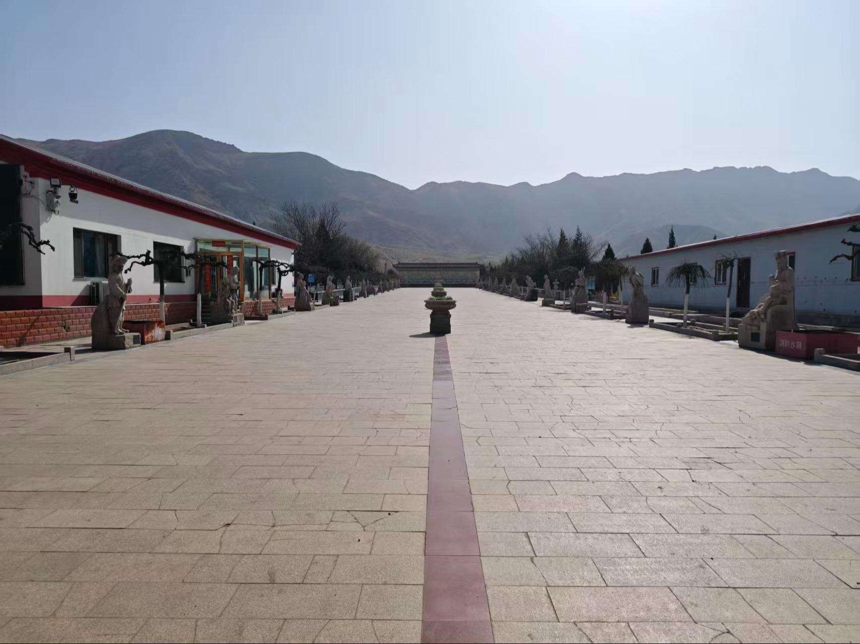 乌海德孝生态陵园园区图片