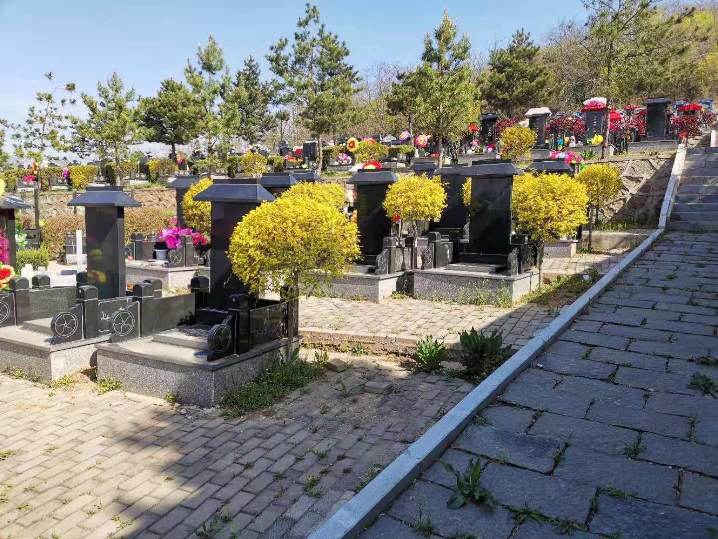 铁岭市清河区墓园管理所
