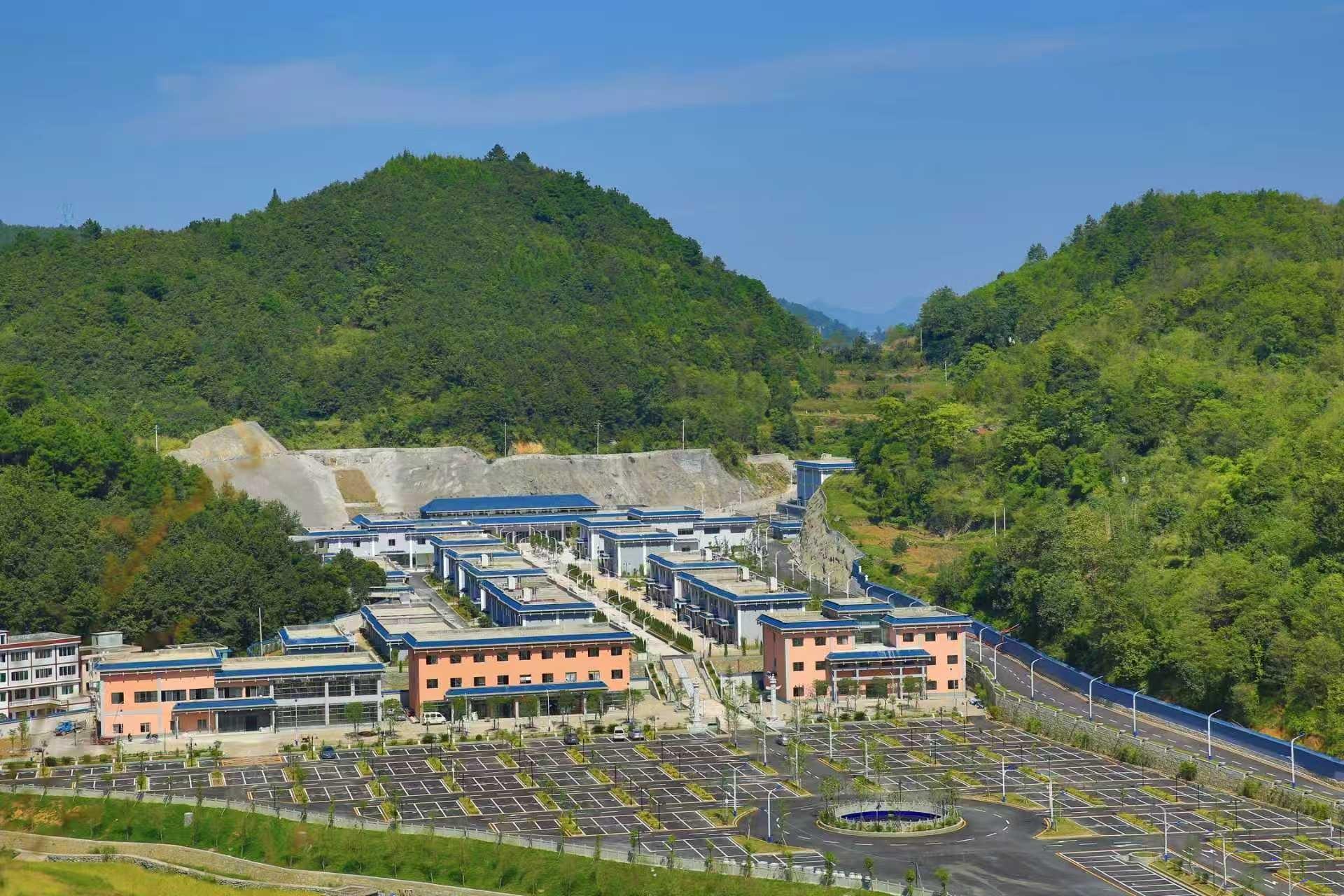 灵鼎山殡仪馆