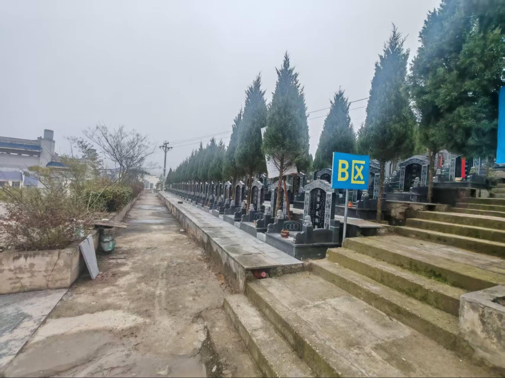玉屏县天森陵园园区图片