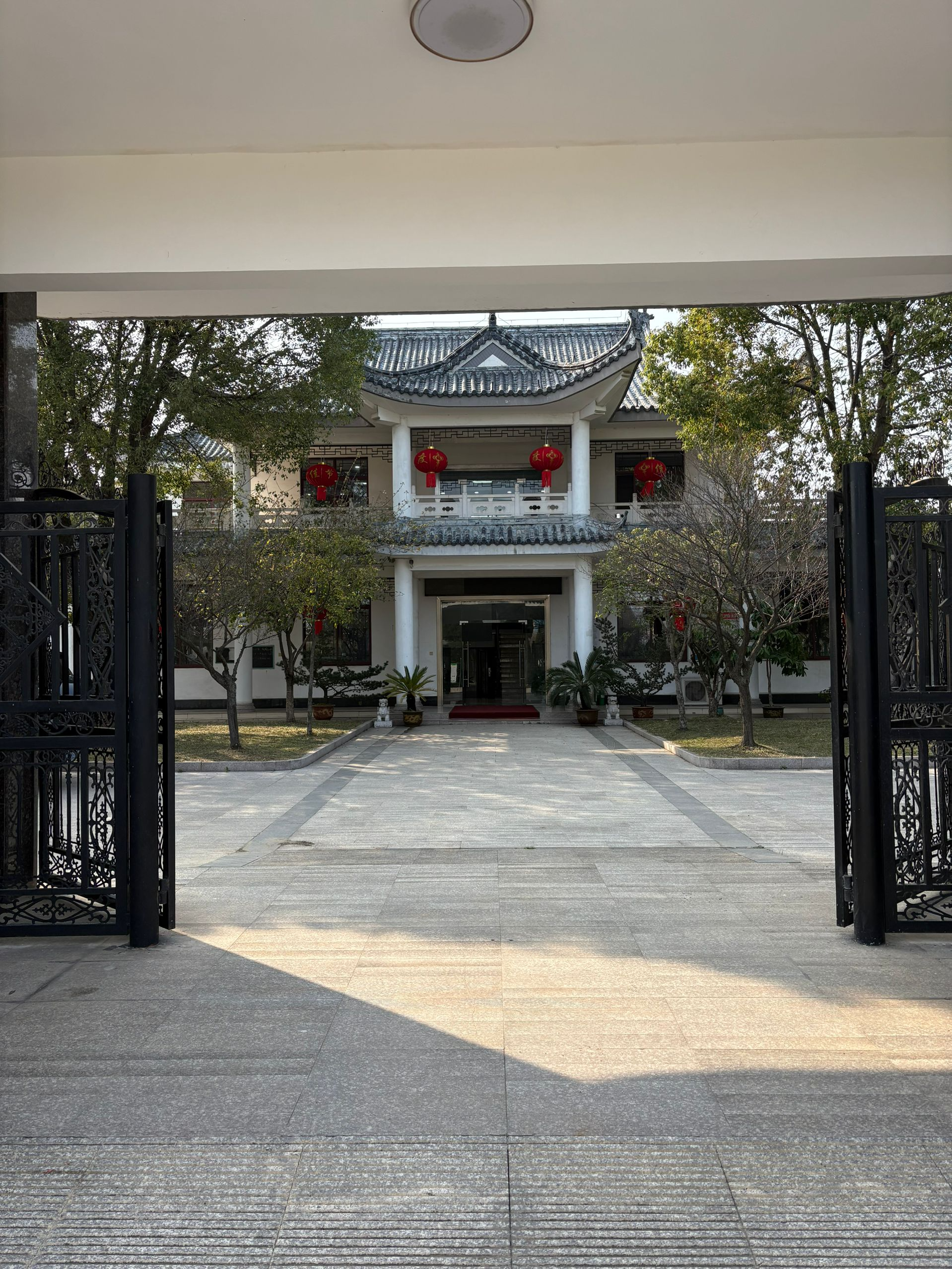 扬州市邗江双墩墓园园区图片