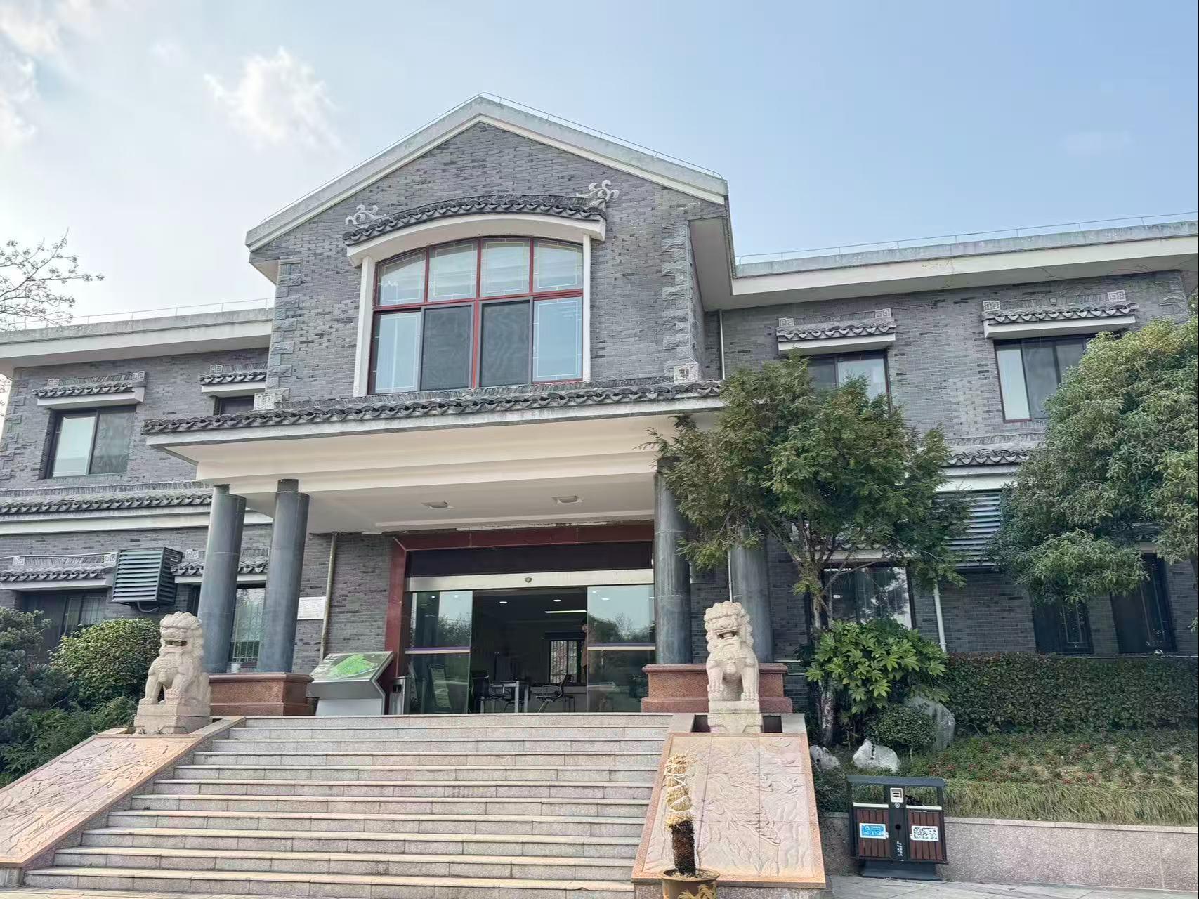 无锡市乌鹤山公墓园区图片