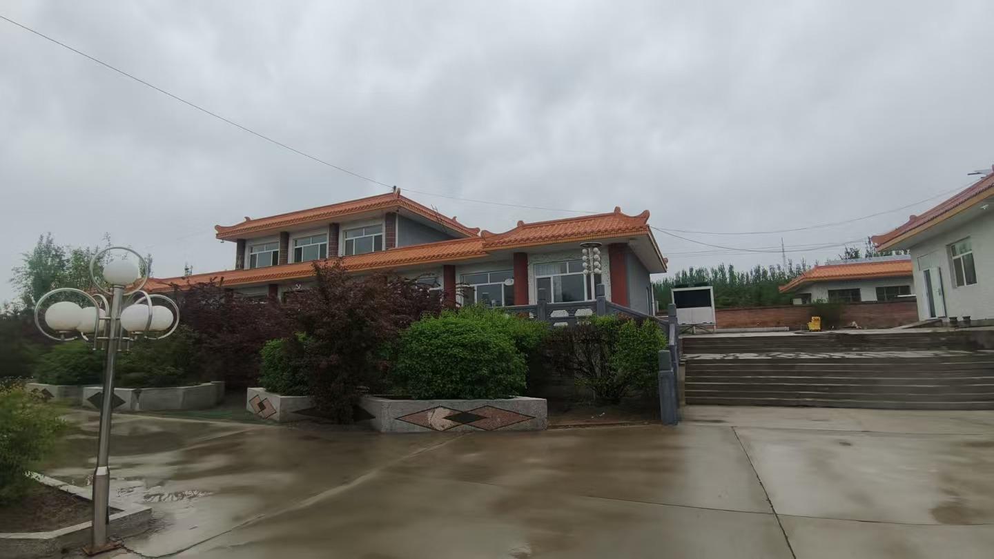 赤峰青山陵园管理处园区图片