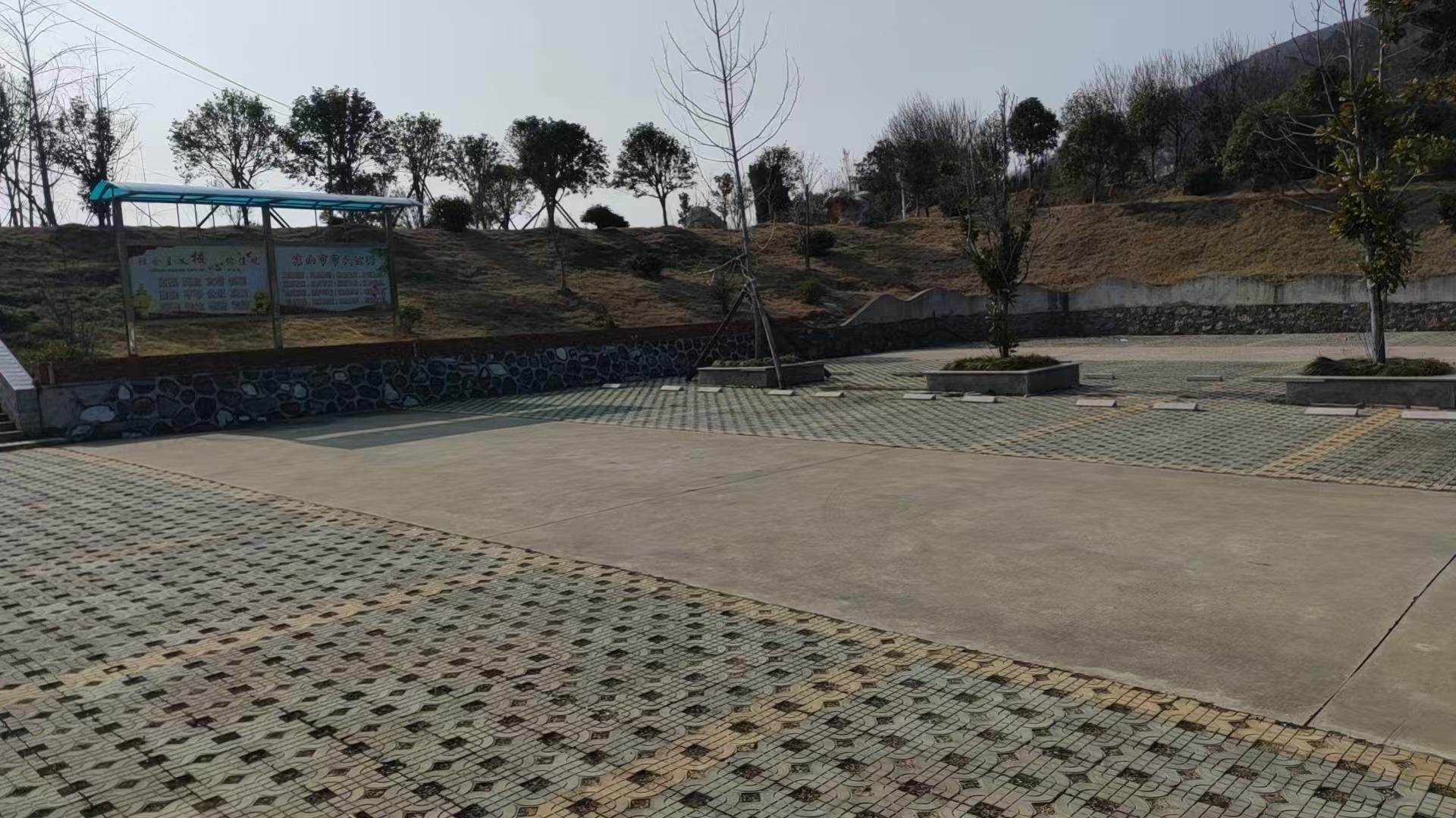 京山市马刨泉公墓园区图片