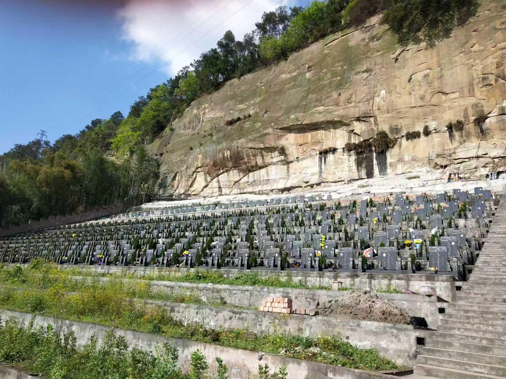 犍为公墓(老墓区)园区图片