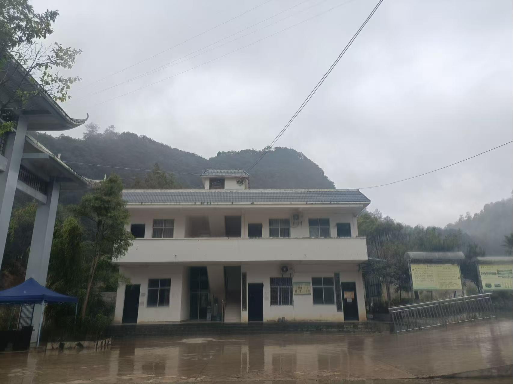 荔波县长宁山购墓有限公司园区图片