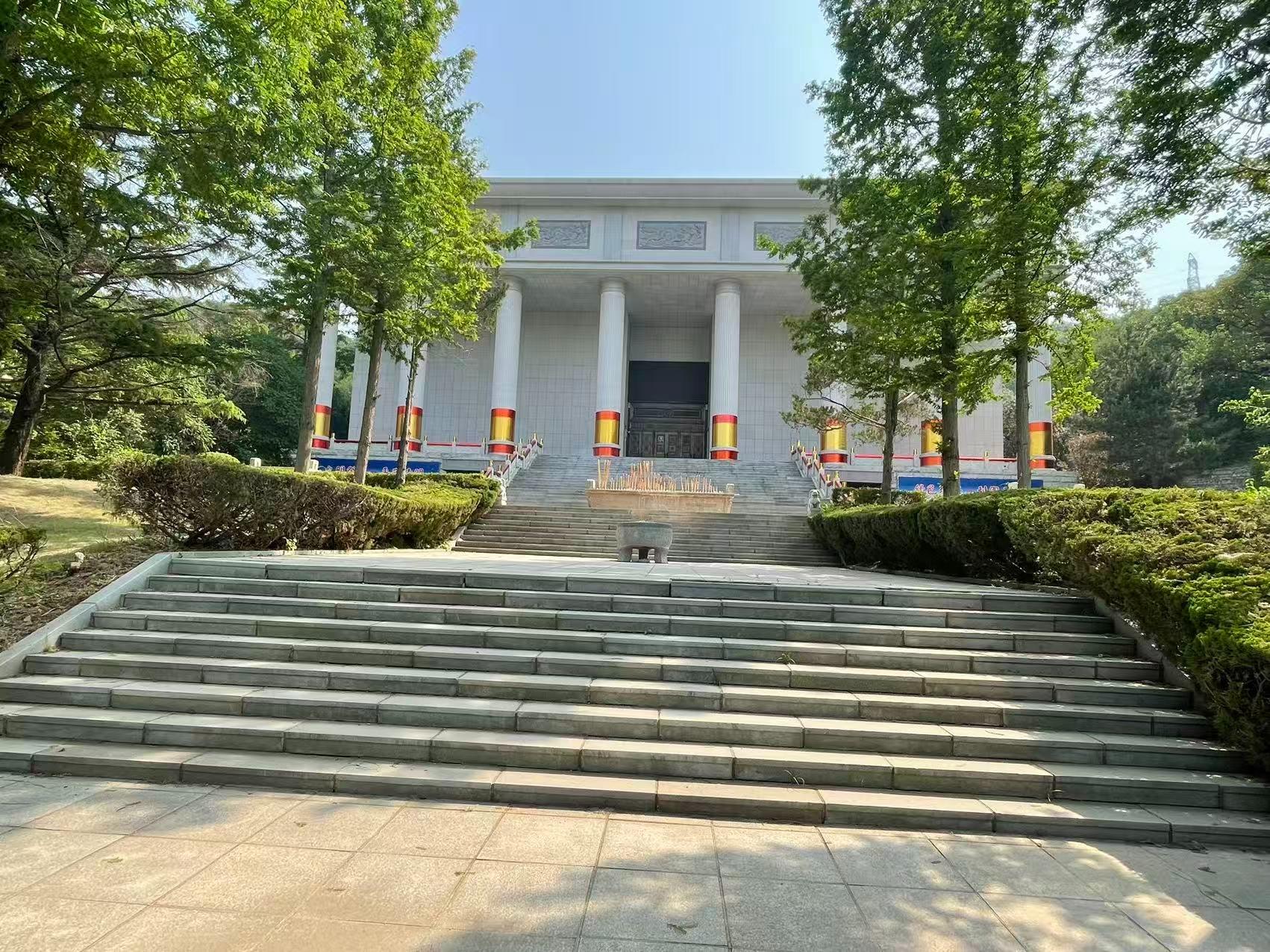 大连金宝山陵园有限公司