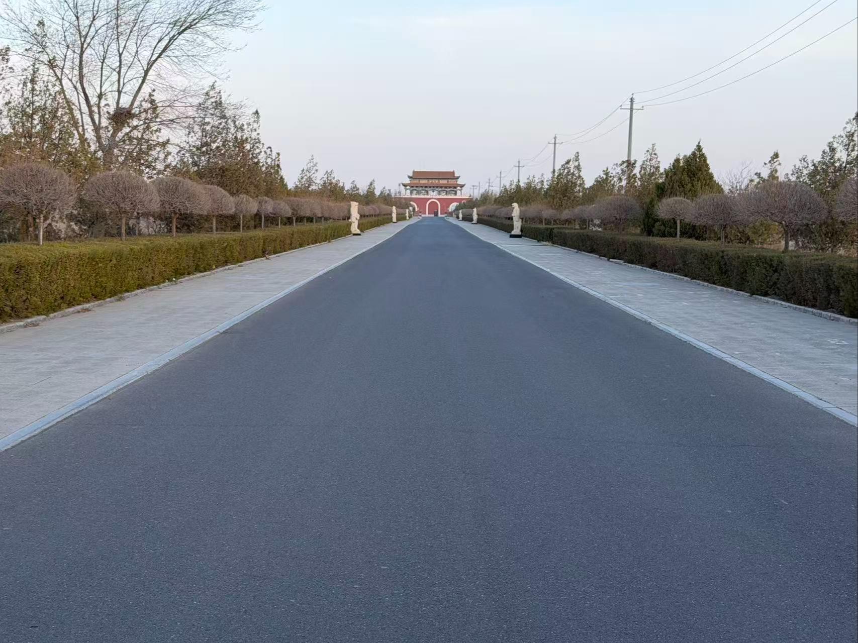 青铜峡市西山陵园有限公司园区图片