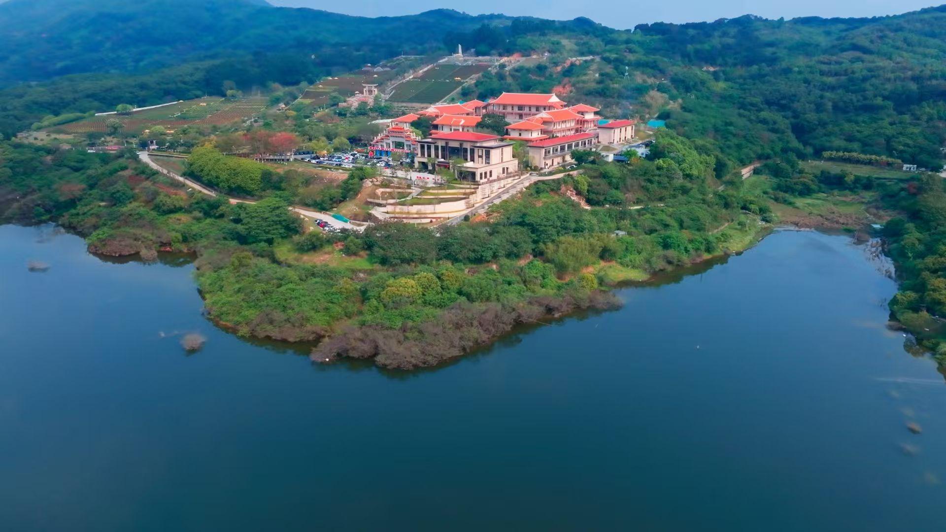 厦门海沧文圃山陵园开发有限公司