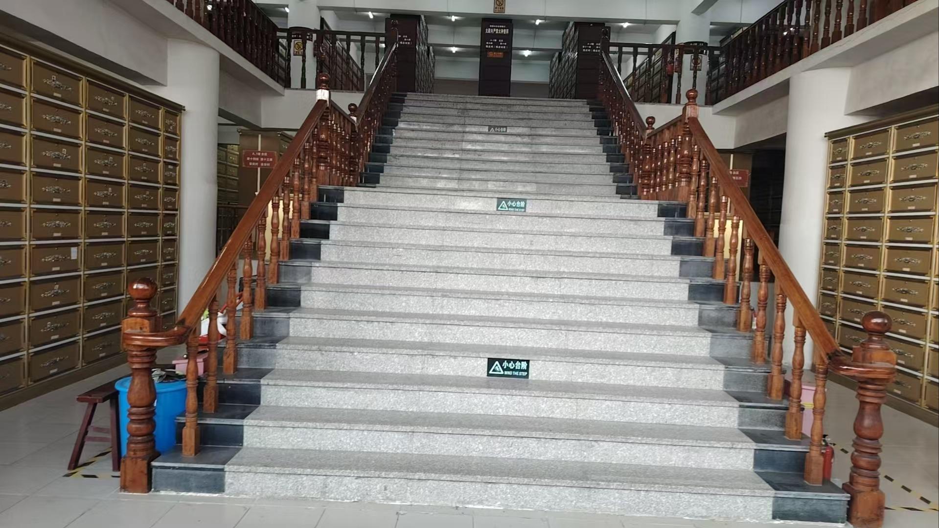 张家港市凤凰山塔园有限公司园区图片