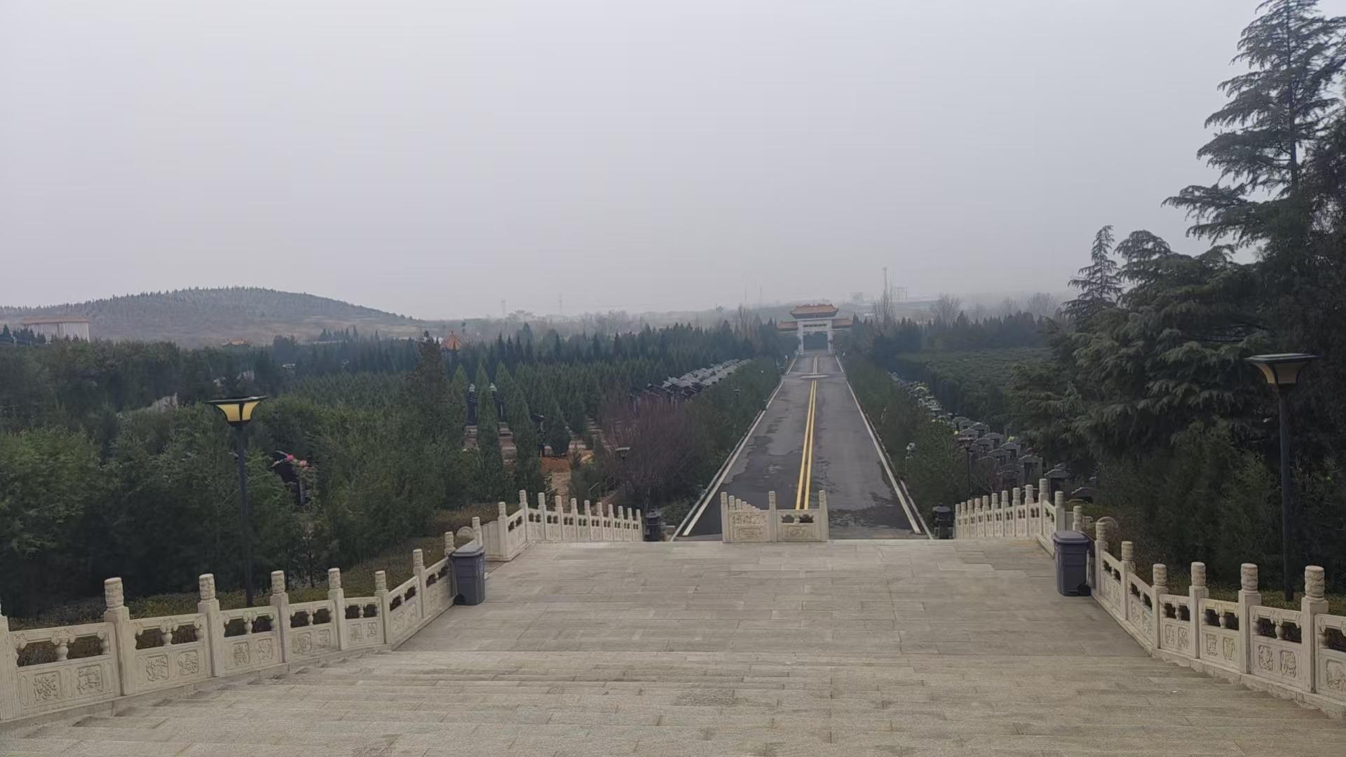 邯郸市永年区明山九龙园公墓园区图片