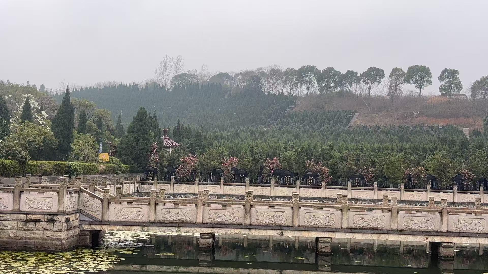 无锡赤墩里舜柯山公墓有限公司园区图片