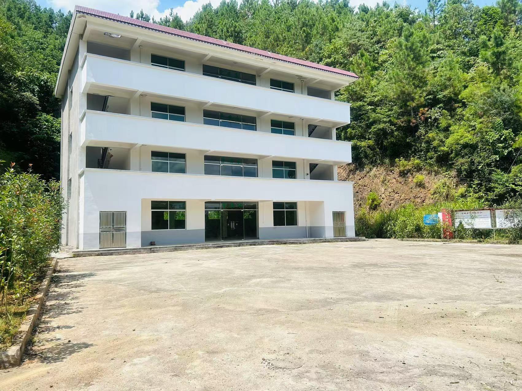 富城乡农村公益性骨灰堂园区图片