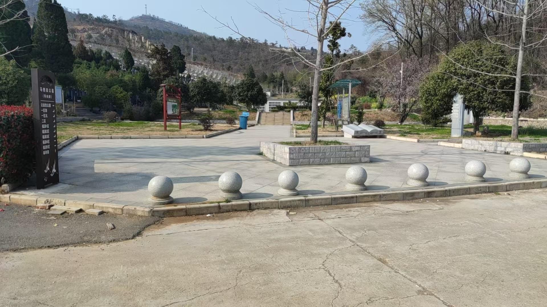 马刨泉公益性公墓园区图片