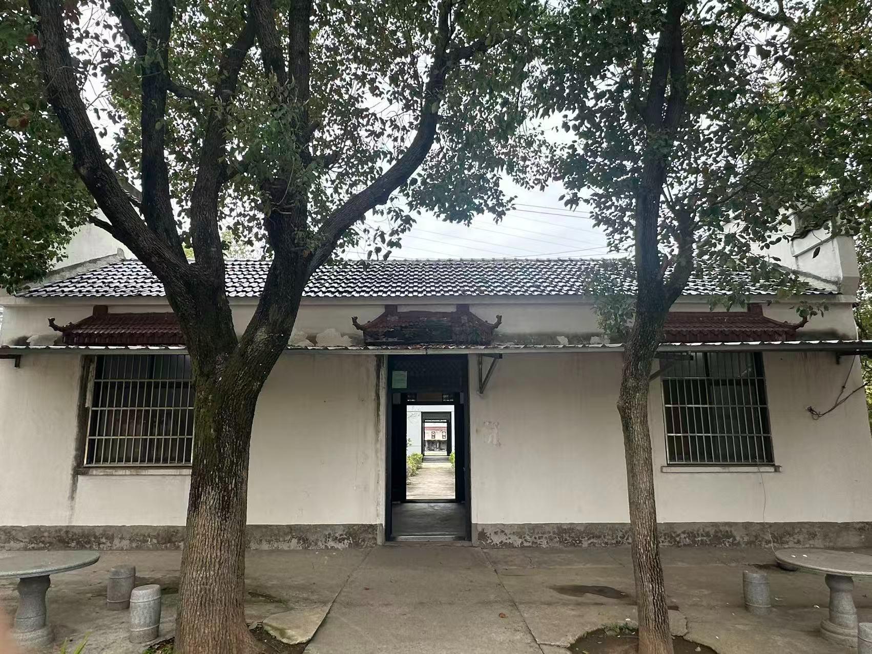 九连山公墓骨灰堂