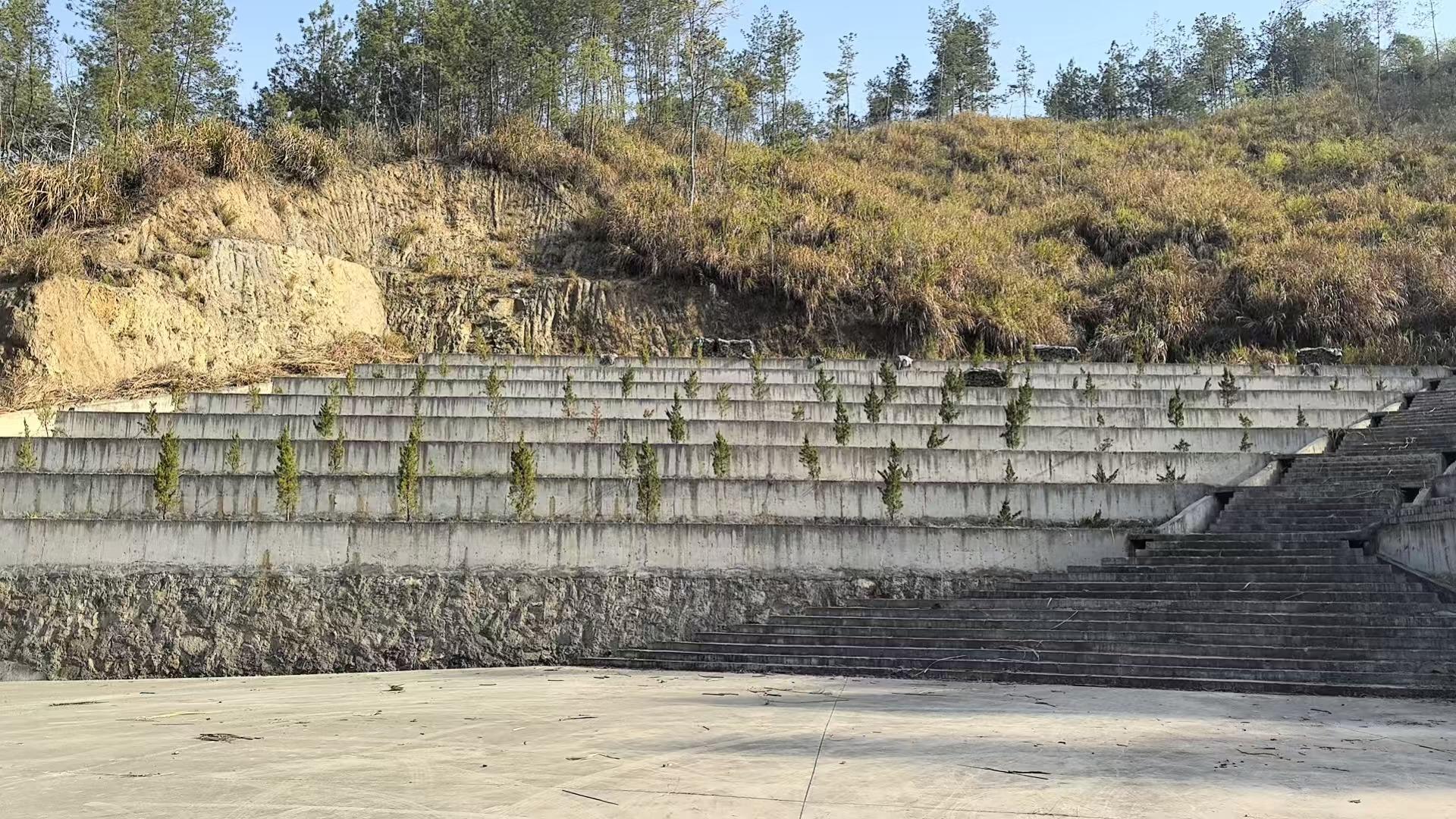 岳西县白帽镇公益性公墓园区图片