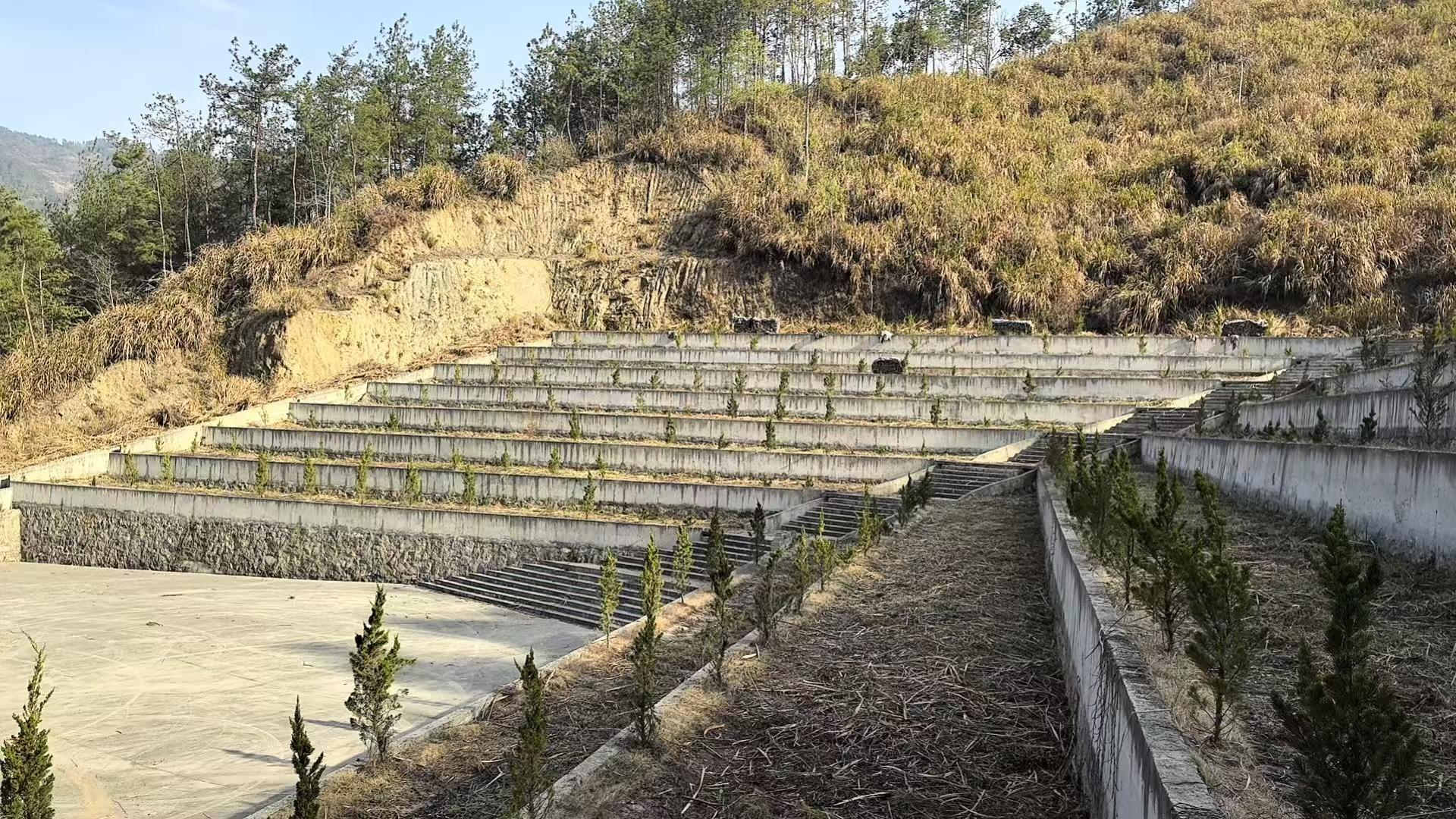 岳西县白帽镇公益性公墓园区图片