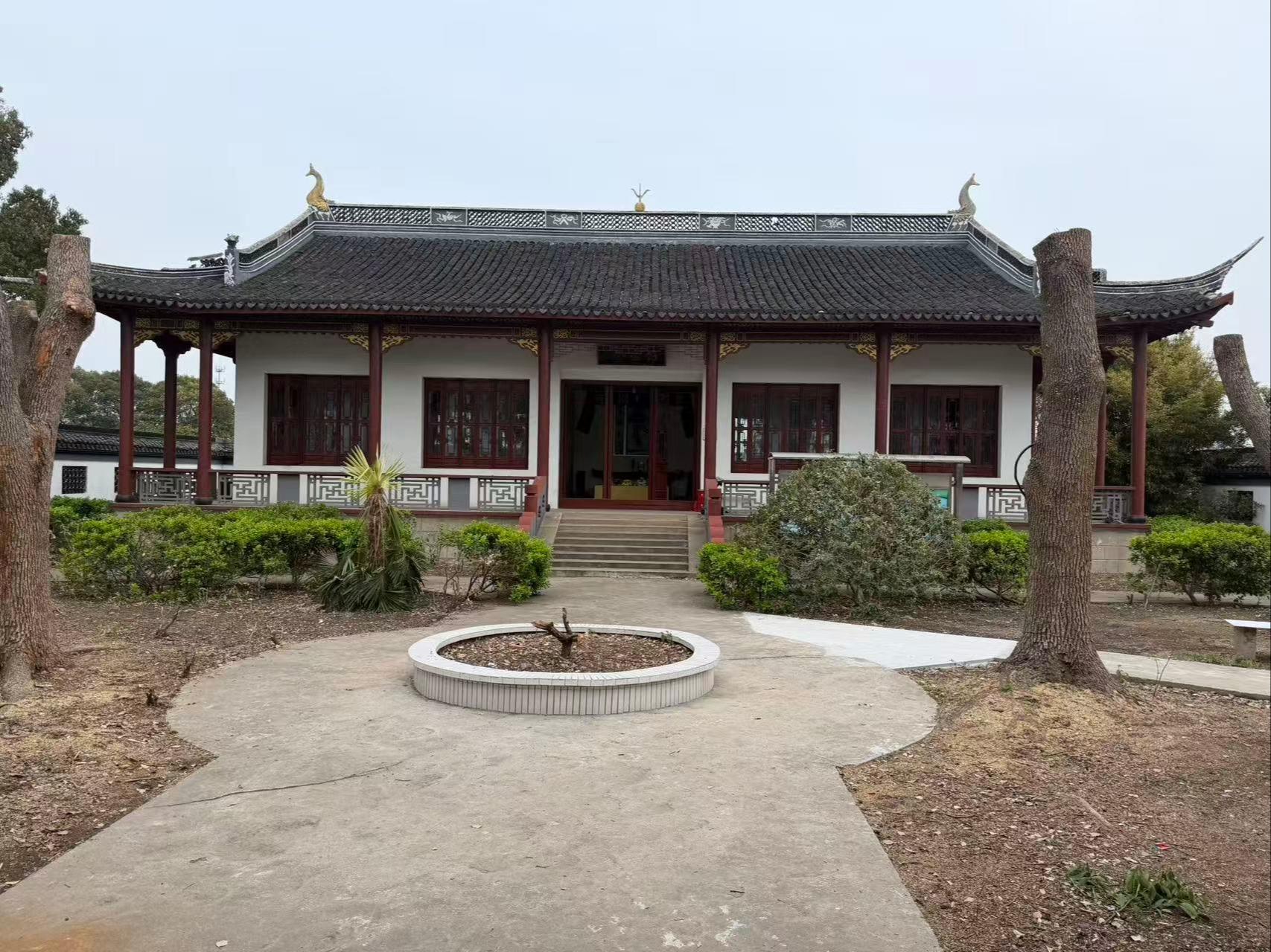 江阴市顾山镇新龚村纪念堂园区图片