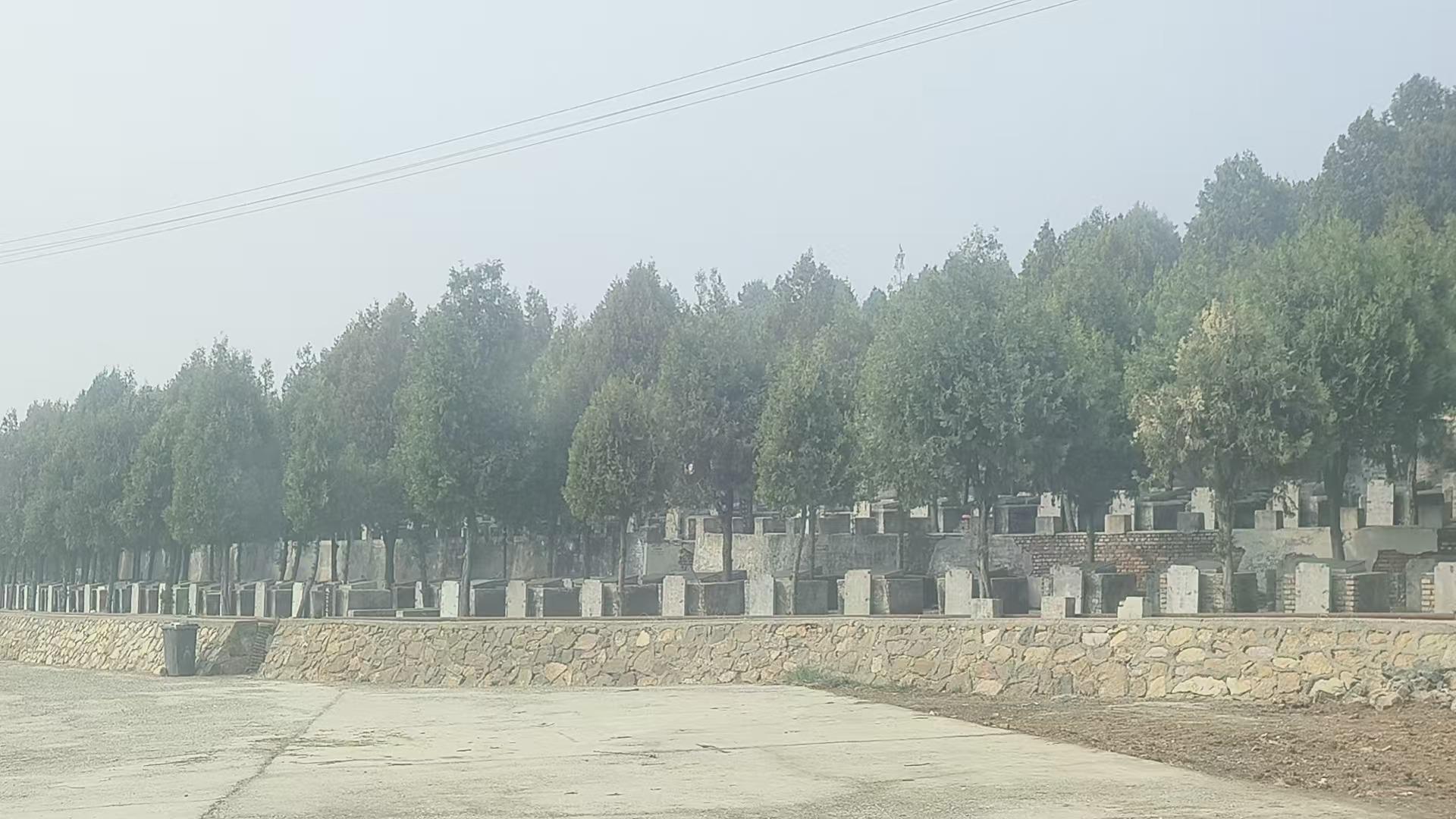 北京市平谷区峪口镇东凡各庄公益性公墓园区图片
