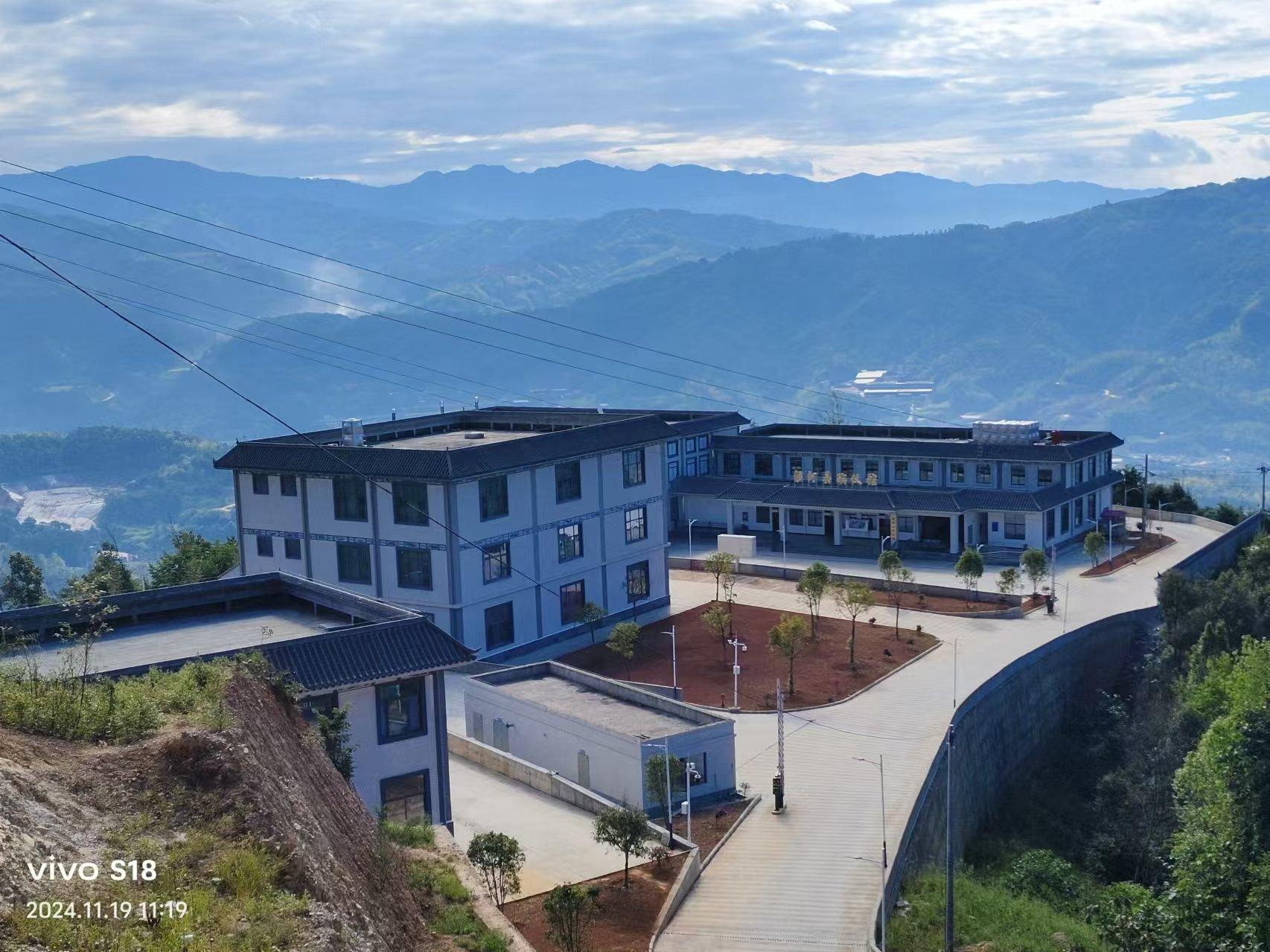 梁河县骨灰堂园区图片